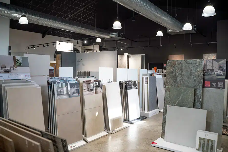 camille tendance showroom allées carrelage