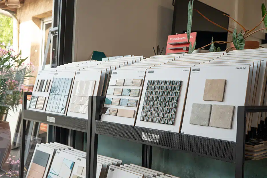 camille tendance showroom bacs exposition carrelage