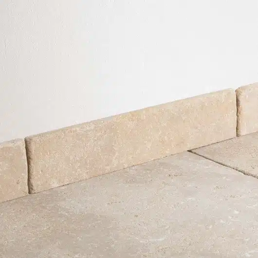 camille tendance sur-mesure catégorie plinthe carrelage